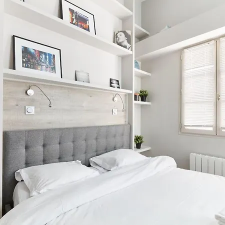 Appartamento St Germain Des Pres With Balcony Parigi